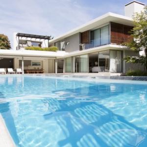 Oakland Pool Cleaning
